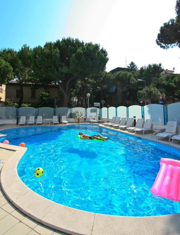 רימיני Residence Brown מראה חיצוני תמונה
