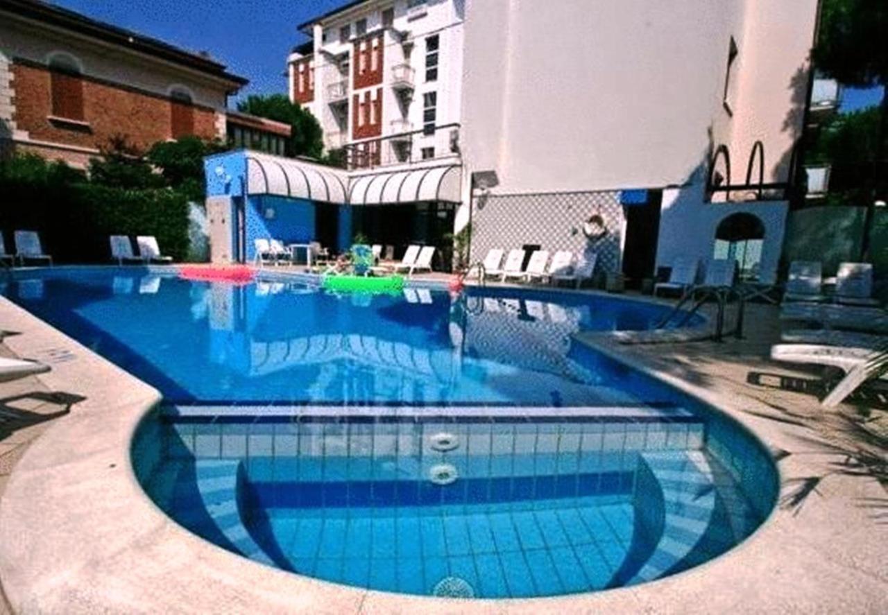 רימיני Residence Brown מראה חיצוני תמונה
